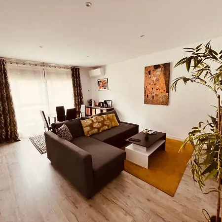 Le Fernand Bel Appartement+parking Daire Nîmes